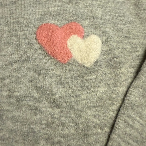 Wallpapher soft gray with pink and white hearts sweater. L - Picture 3 of 8